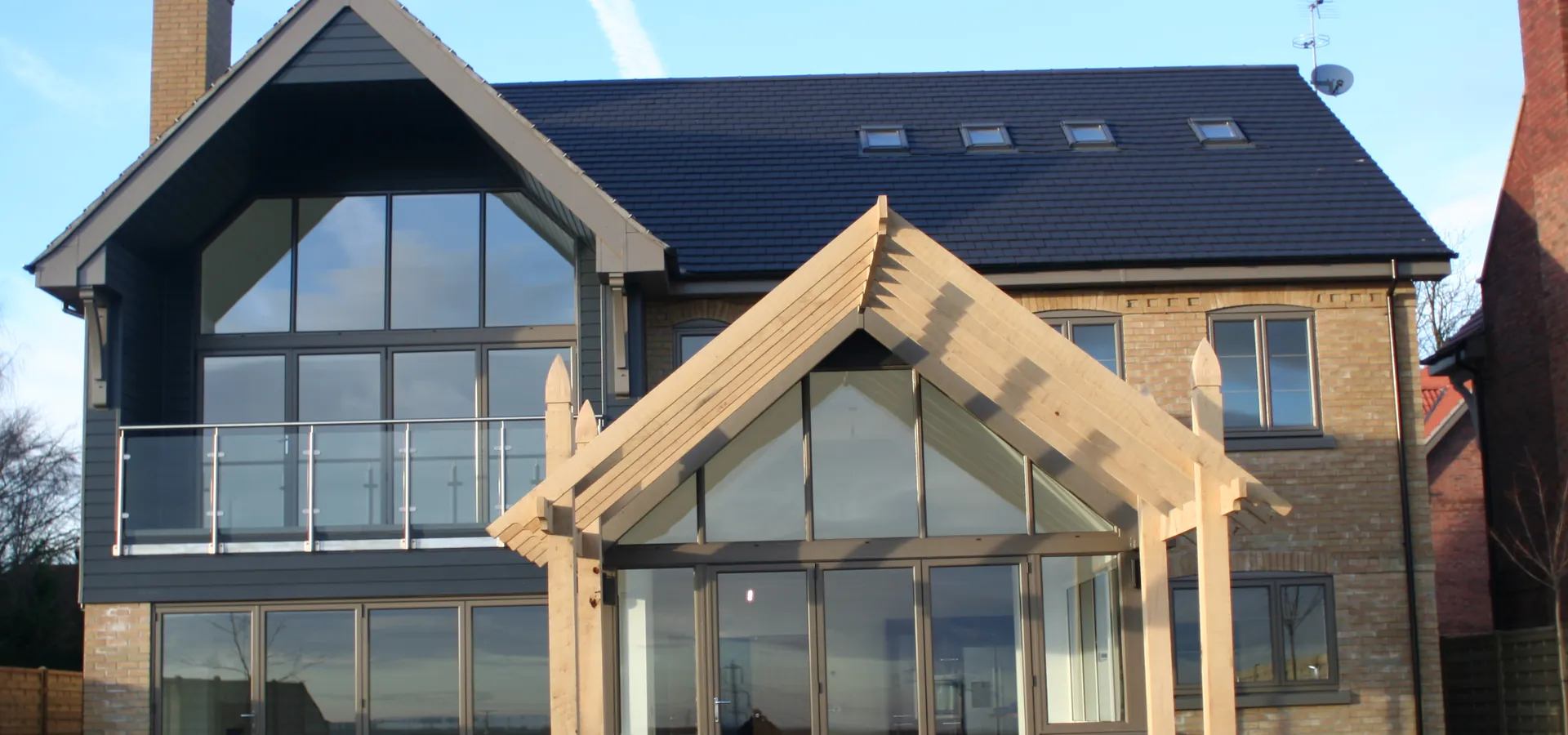 Contact Penge