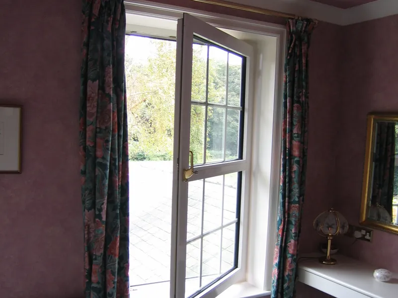 Tilt & Turn Windows Penge