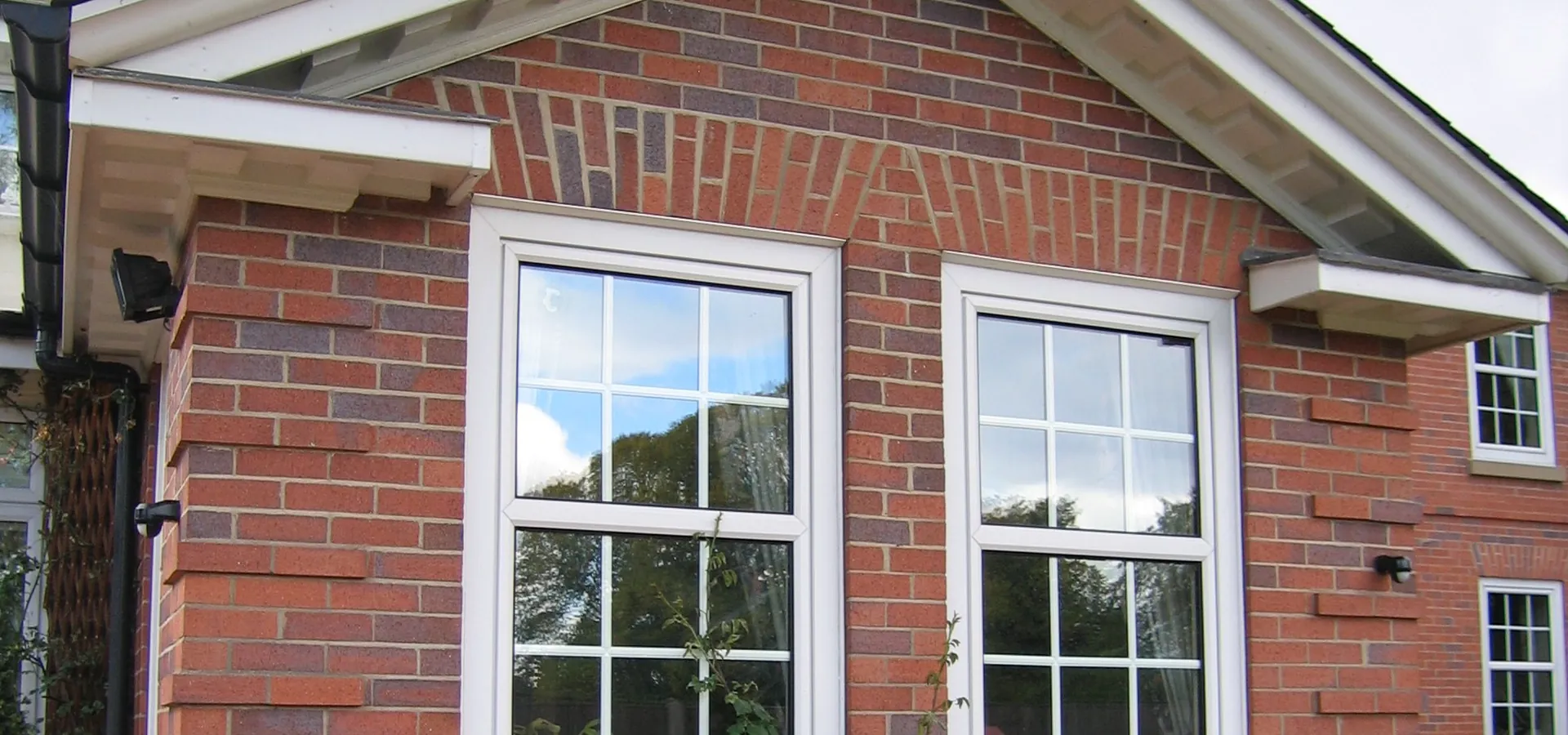 Tilt & Turn Windows Penge